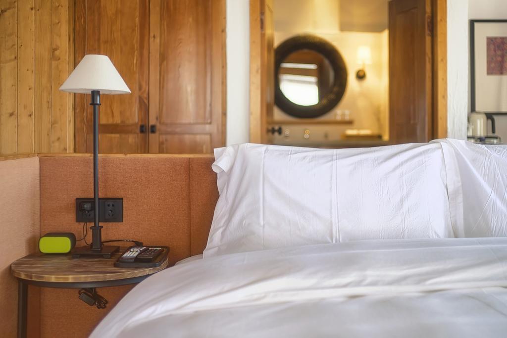 Woobay Hotel Лицзян Экстерьер фото
